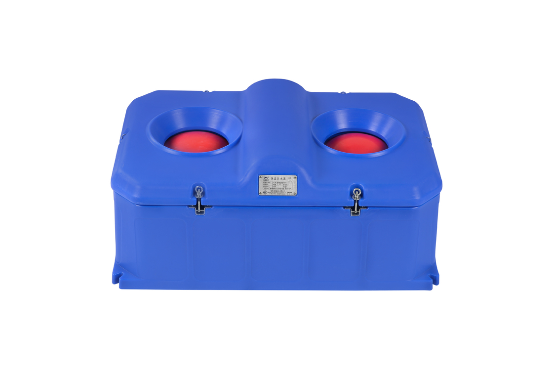 LLDPE Livestock Auto Waterer with 1 Sets Of 220V300W Heating Discs for Cattle