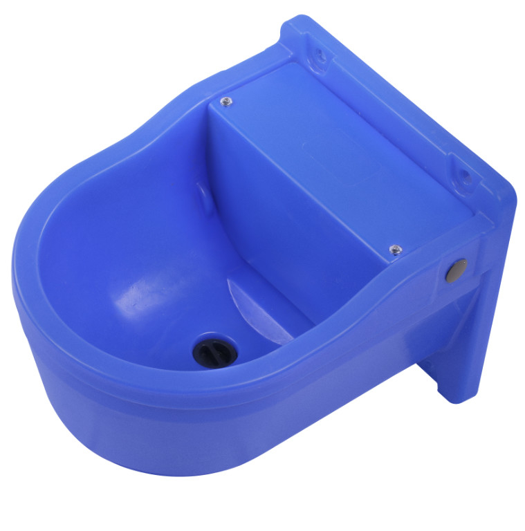 Durable PP Plastic Livestock Water Bowl For Cattle Horses And Sheep In Blue Color
