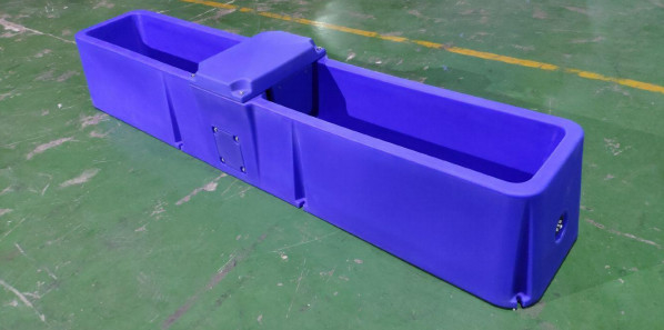 Temperature Controlled Blue Livestock Auto Waterer with Built in Temperature Control for Cattle