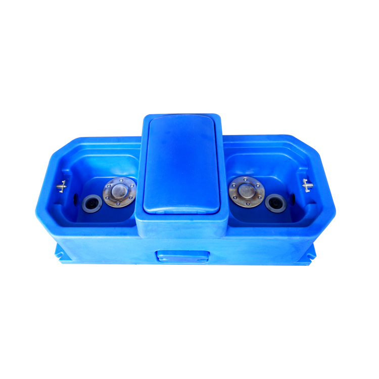 Heavy-duty Impact Resistant Polyethylene Cow Drinking Trough 30cm Drinking Height and Durable Design