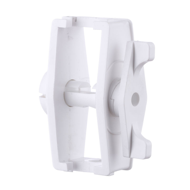 27.7g Electric Fence Strainer Used with polytape up to 25mm(1'') wide and polywire up to 8mm.