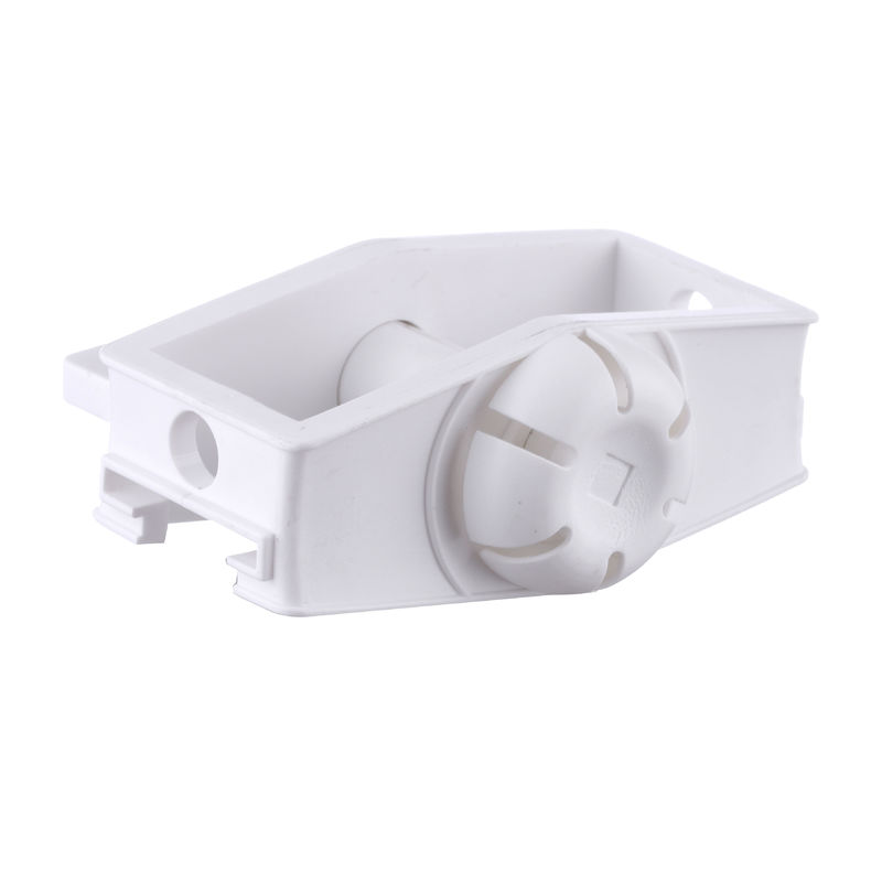 27.7g Electric Fence Strainer Used with polytape up to 25mm(1'') wide and polywire up to 8mm.