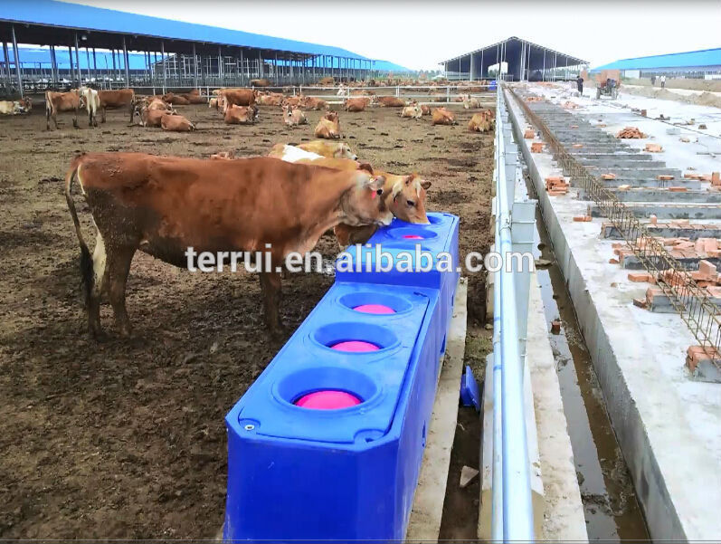4m 6 Holes heavy duty PE Livestock Water Tank
